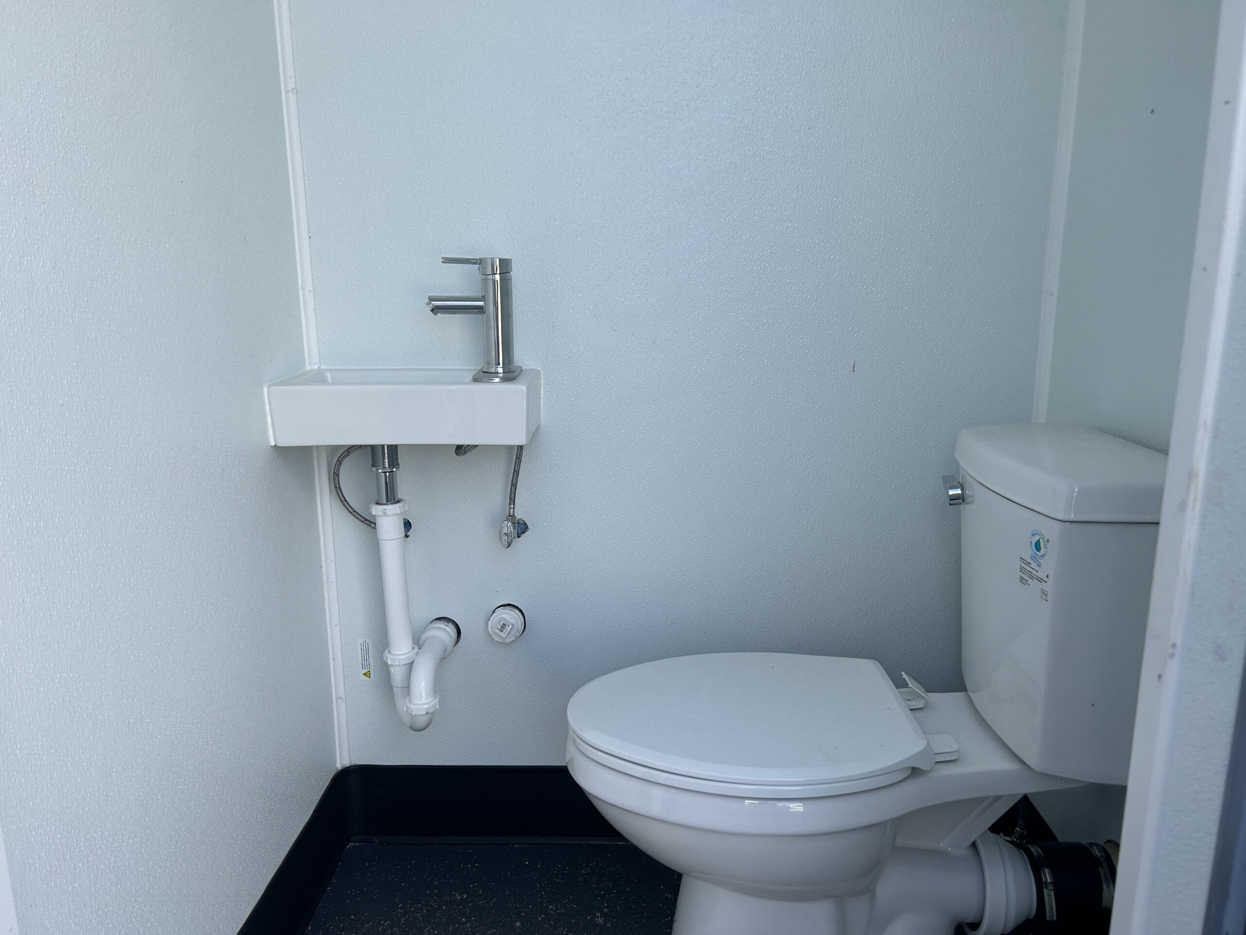 https://www.bobscontainers.com/wp-content/uploads/2024/09/IMG_4004-scaled.jpg